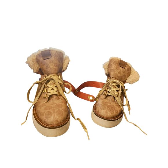 Limited Edition Coach Monogram Shearling-Lined Winter Boots Size 6B, Tan/Brown - Picture 5 of 12